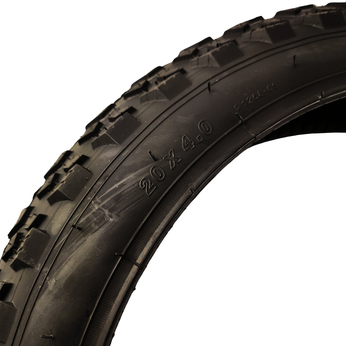 Cubierta FAT 20X4.0 Importada WD