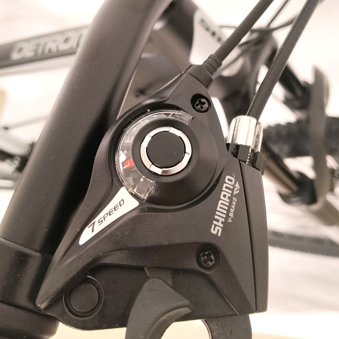 Bicicleta MTB Rodado 29 Detroit 21 velocidades SBK