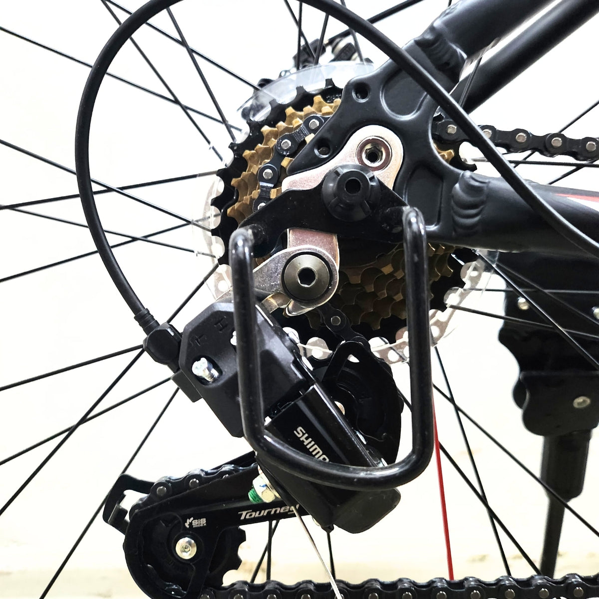 Protector de descarrilador trasero