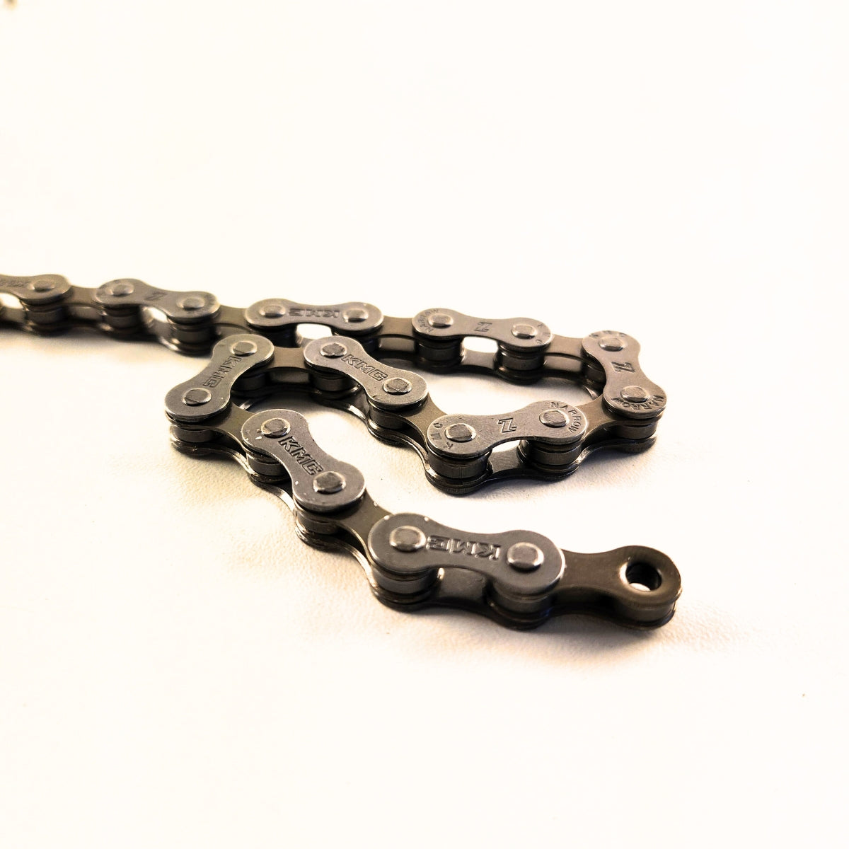 Cadena 7 velocidades KMC Z7