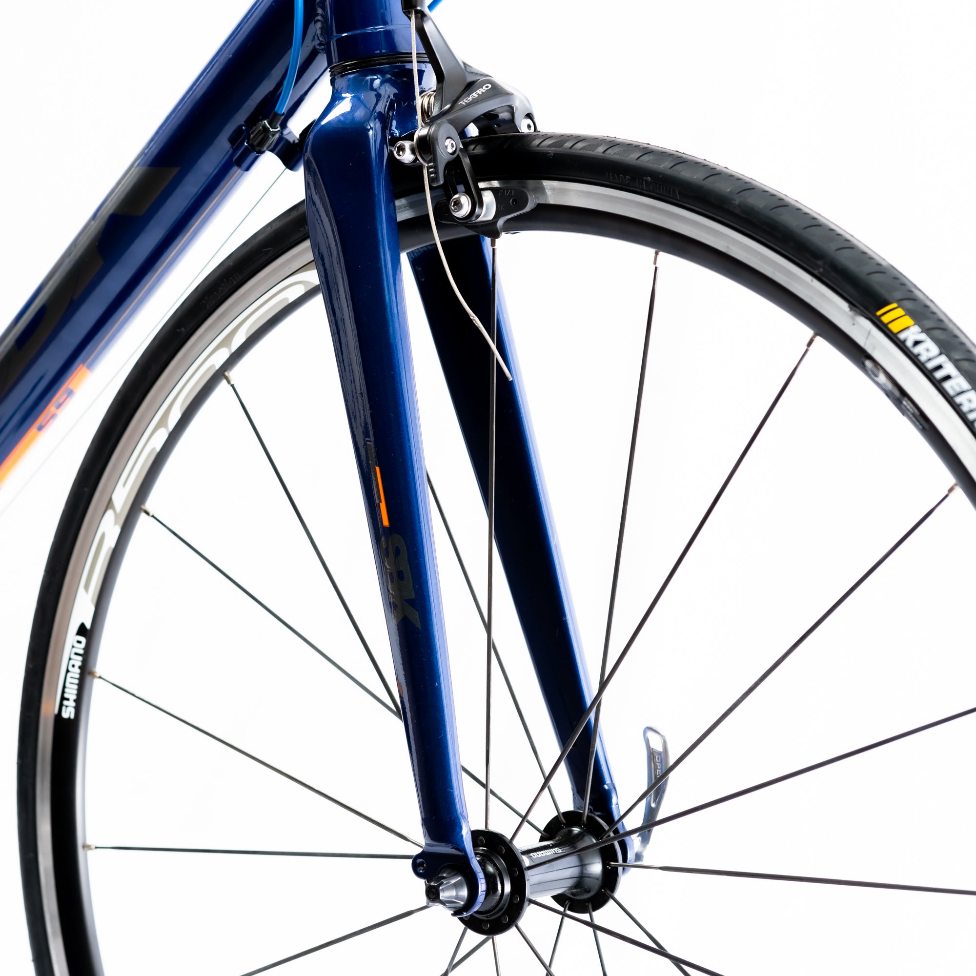 BICICLETA SBK SPEED ROAD S9 + 2 cascos Drifter Bell MIPS de regalo