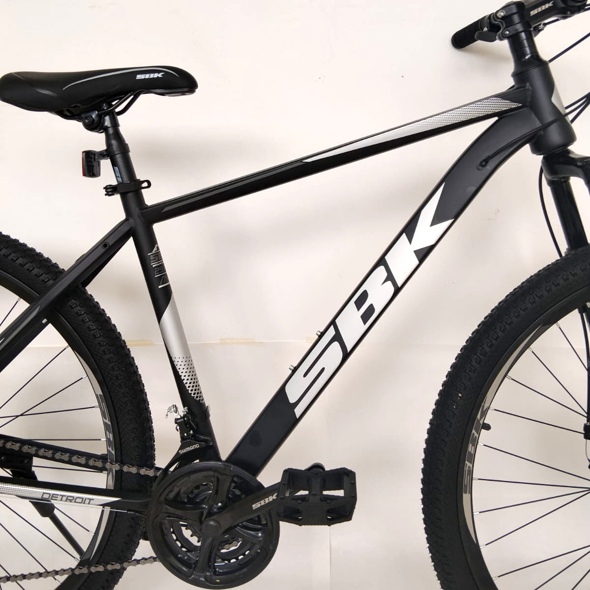 Bicicleta MTB Rodado 29 Detroit 21 velocidades SBK