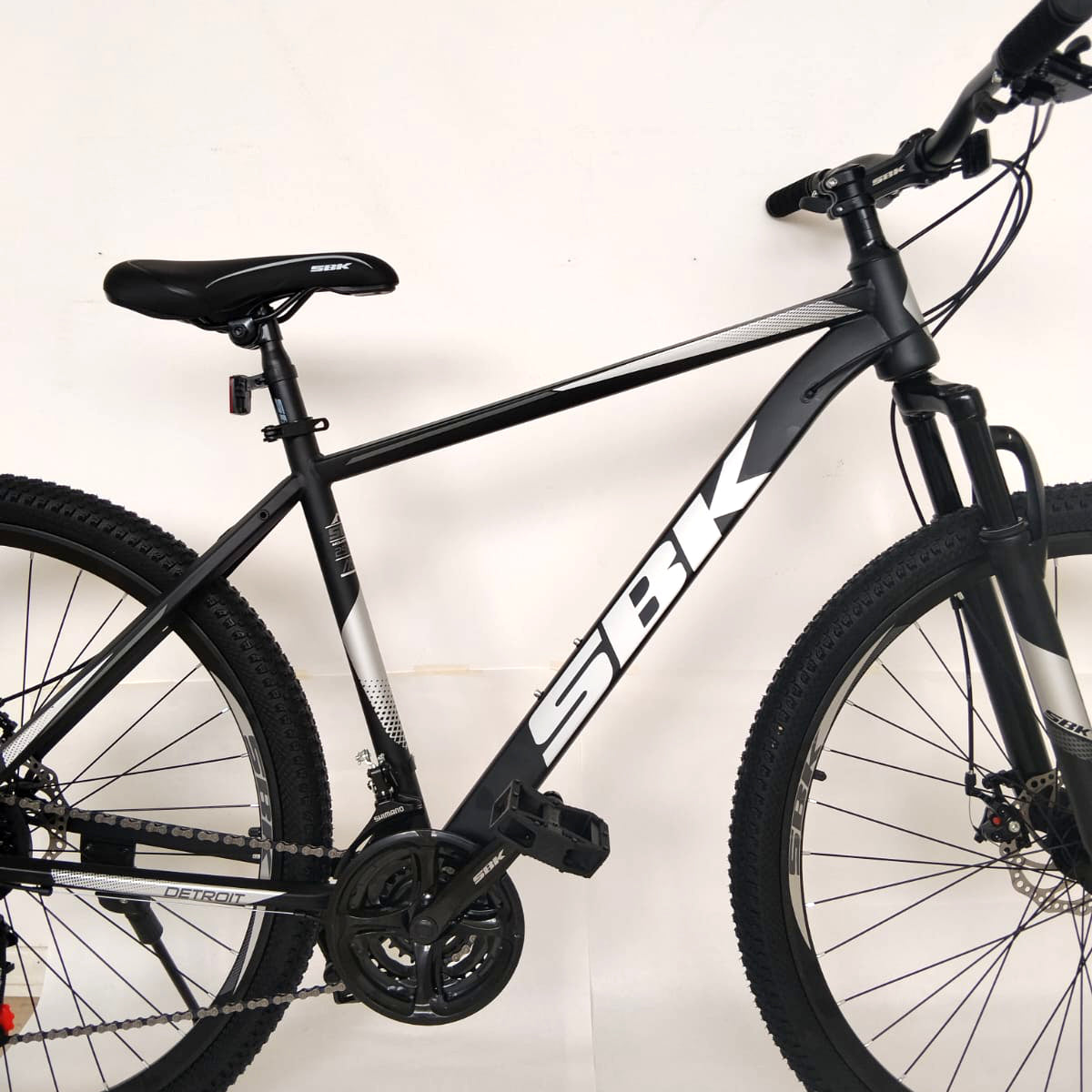 Bicicleta MTB Rodado 29 Detroit 21 velocidades SBK